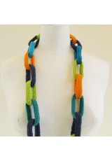 Collier chaîne, anneaux crochetés, bleus, turquoise, anis et orange
