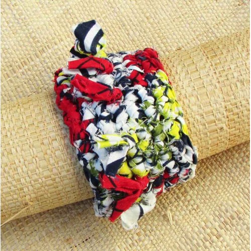 Manchette en wax rouge, marine, vert, jaune et blanc avec franges