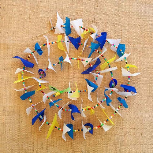 Guirlande tissu de spinnaker et perles multicolores n&deg;14