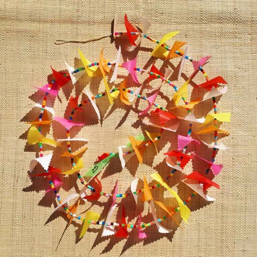 Guirlande tissu de spinnaker et perles multicolores n&deg;25