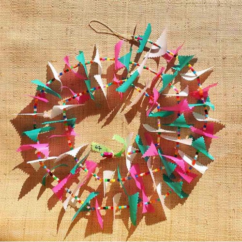 Guirlande tissu de spinnaker et perles multicolores n&deg;47